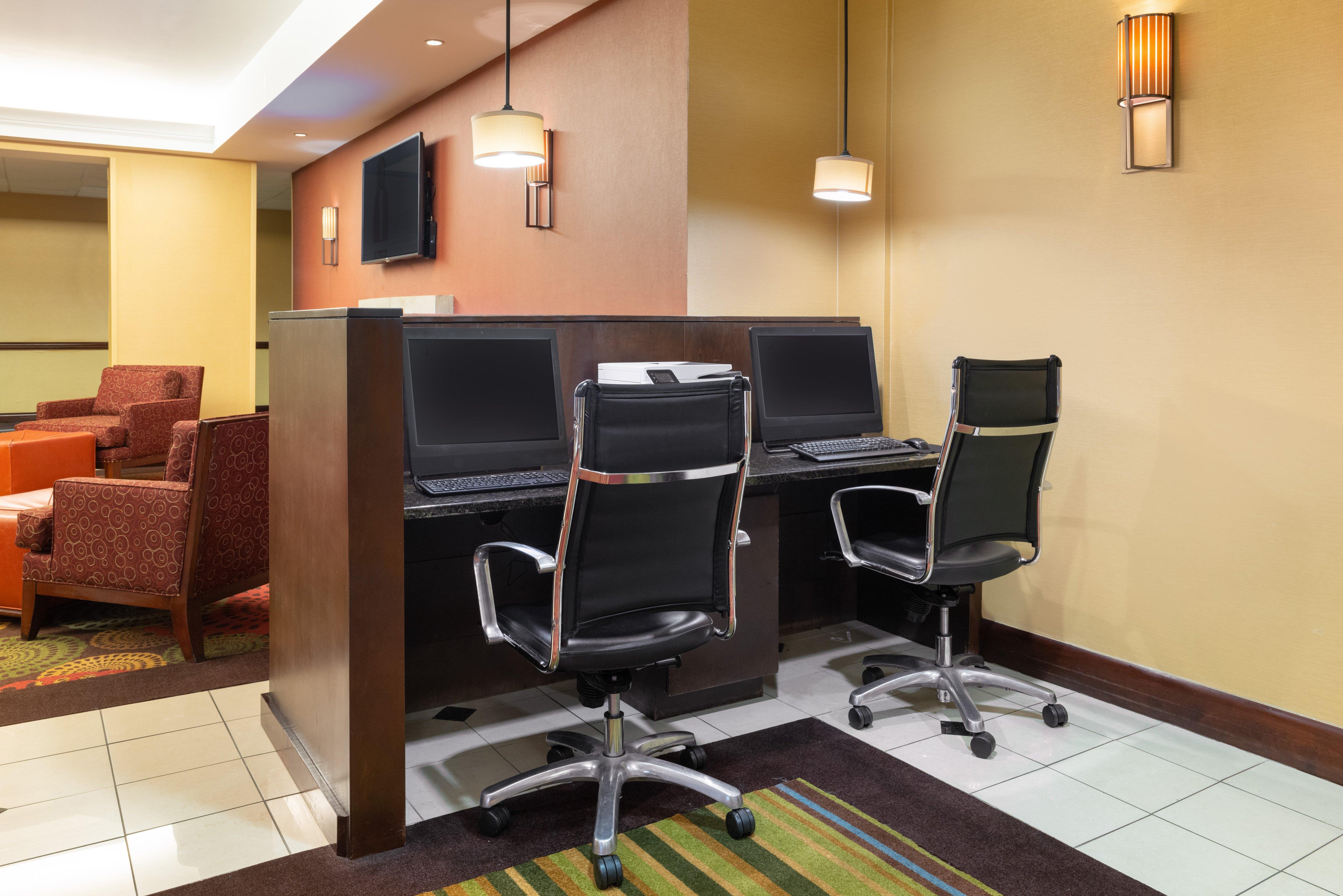 Holiday Inn Norwich By Ihg Exterior photo