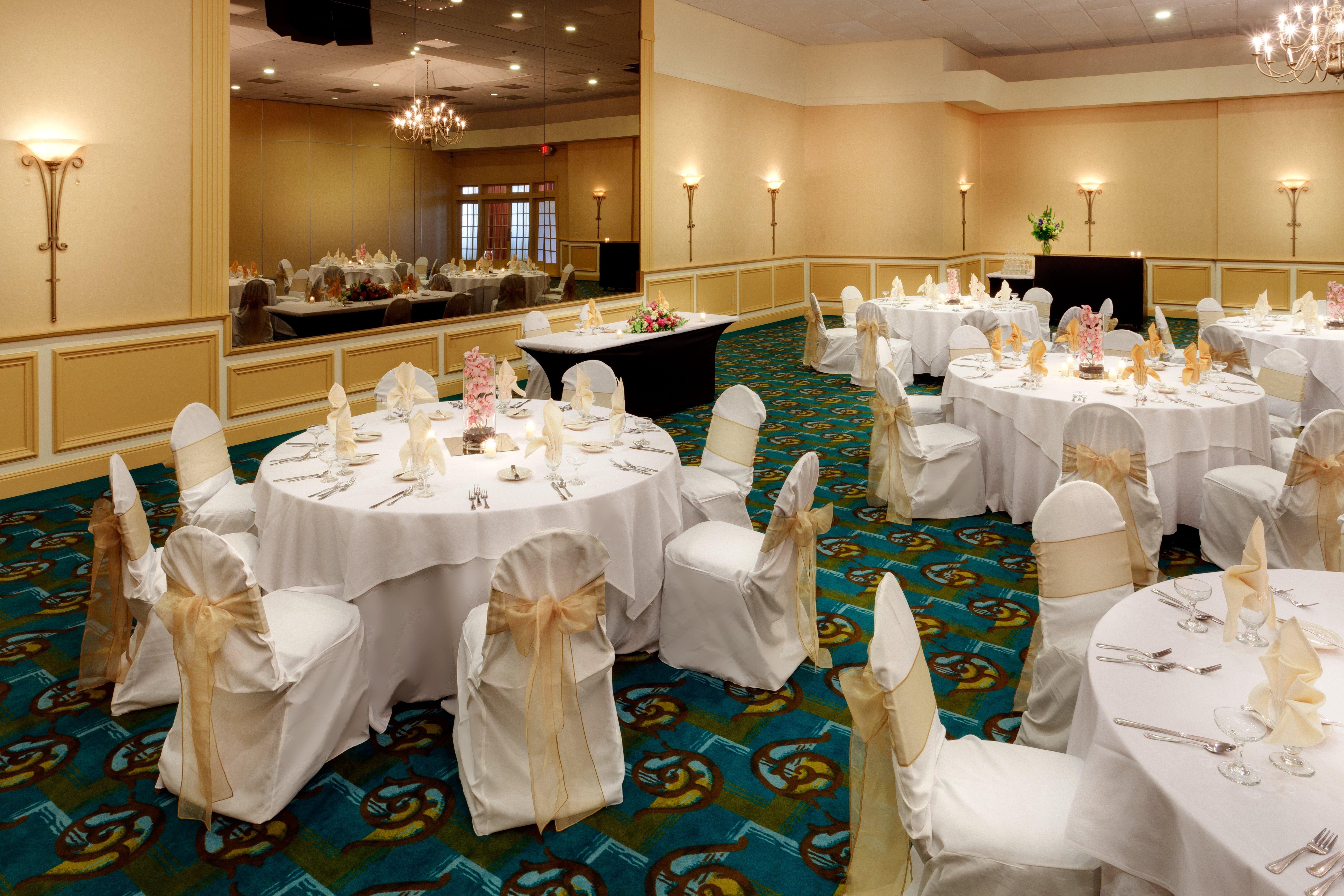 Holiday Inn Norwich By Ihg Exterior photo