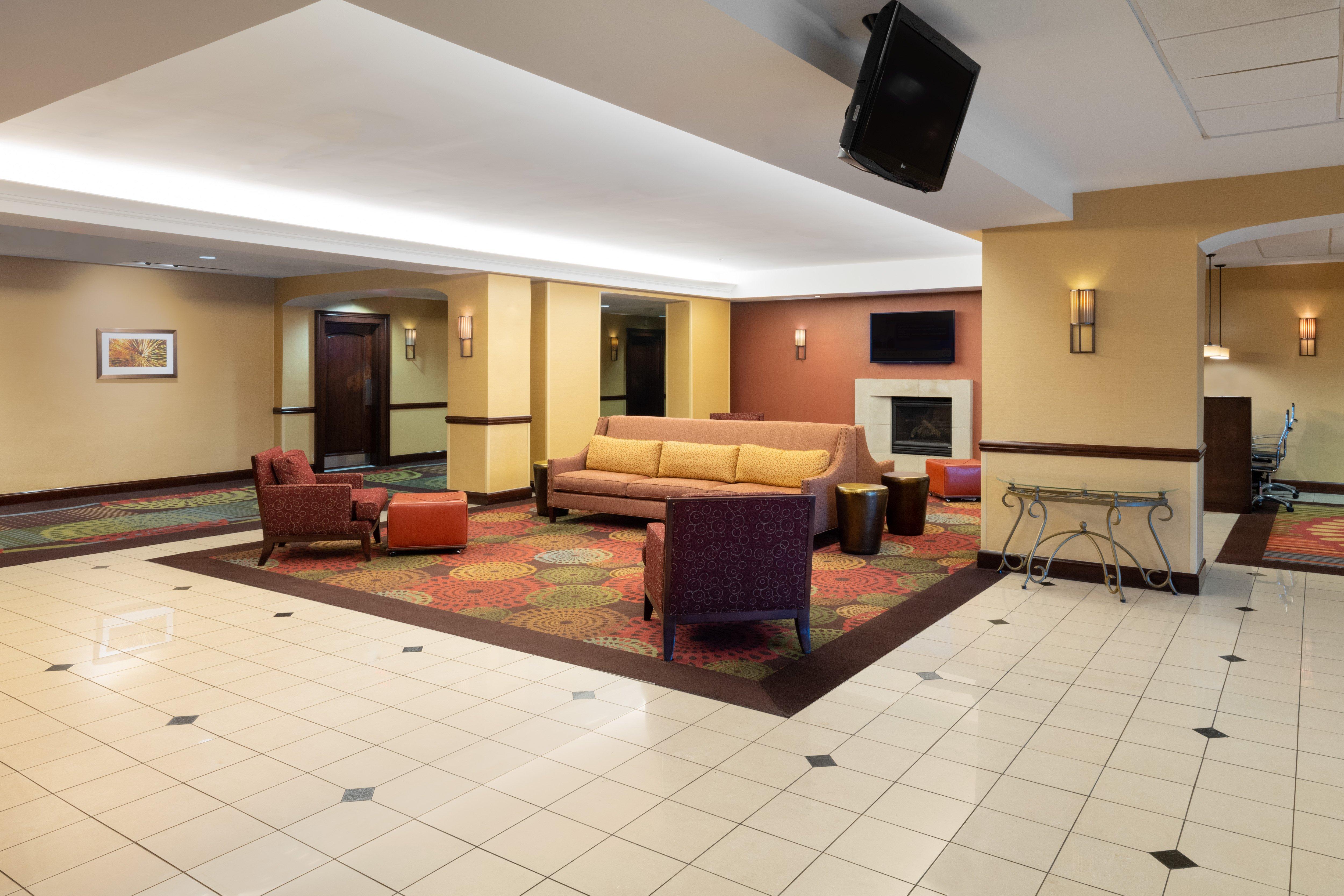 Holiday Inn Norwich By Ihg Exterior photo