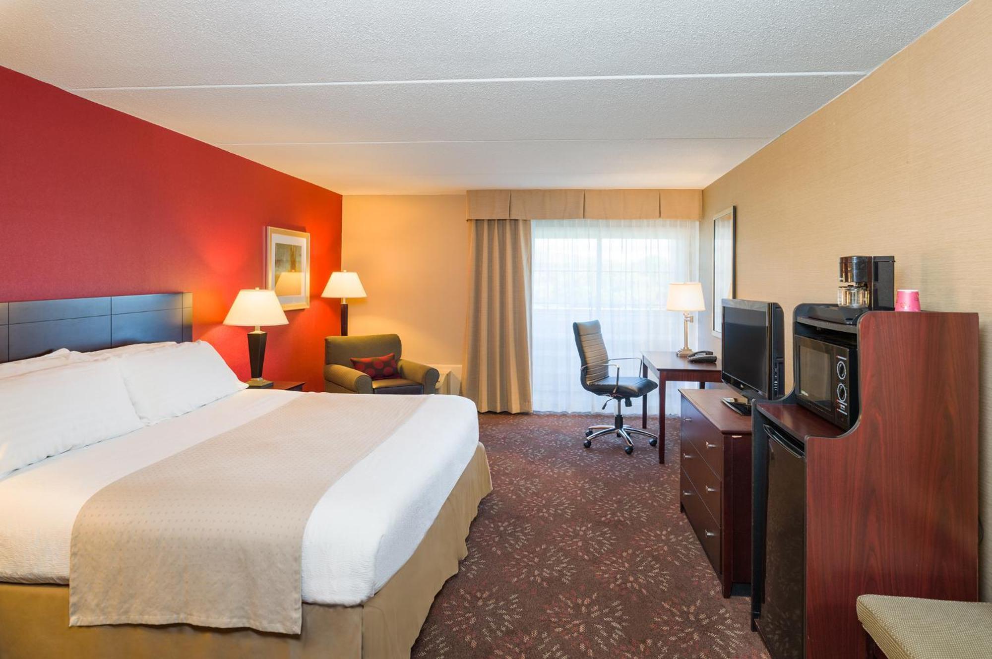 Holiday Inn Norwich By Ihg Exterior photo